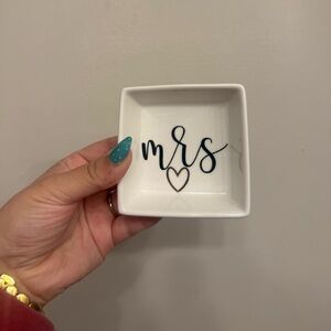 Amazon White Ceramic Mrs Jewelry Dish with Black Script